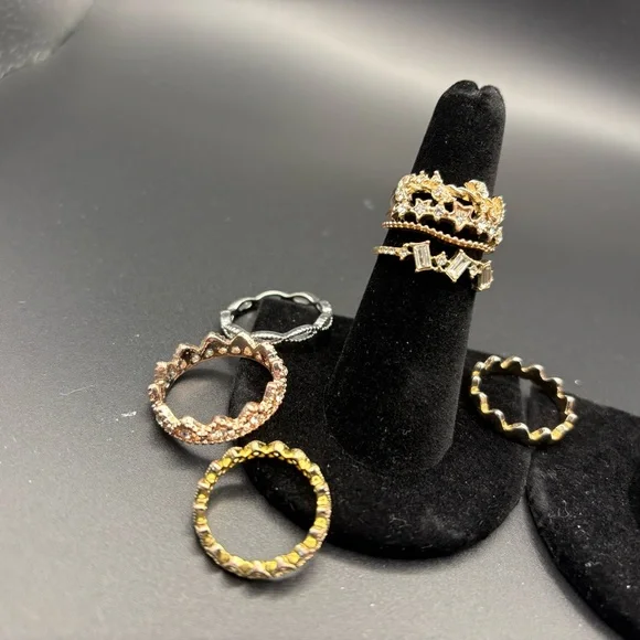 Rings - Picture 6 of 10